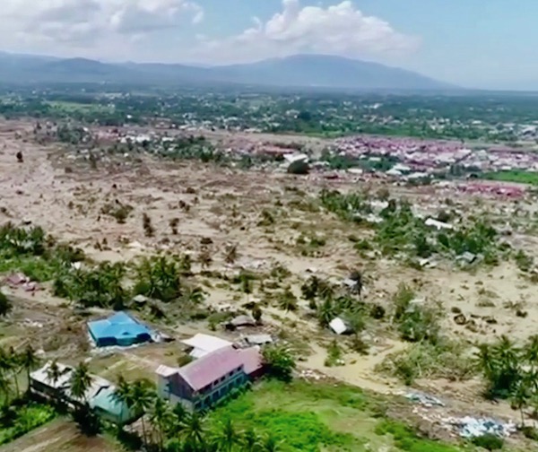 INDONESIE – CATASTROPHE: En Indonésie, la région du Tsunami sous état d’urgence