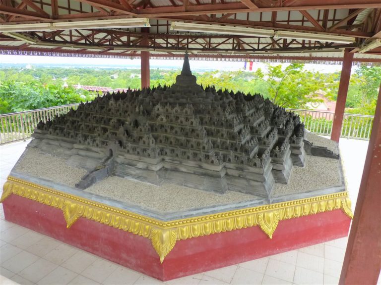 BIRMANIE – TOURISME : Sagaing, un site chargé de légendes et d’histoires