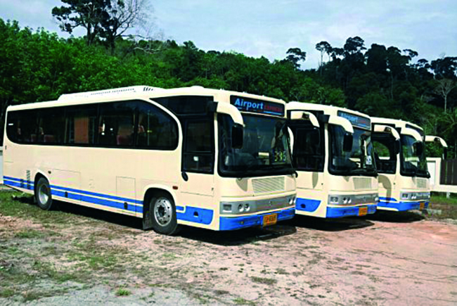 Phuket : bus de l’aéroport à Patong