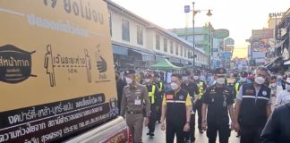 Khaosan road songkran police