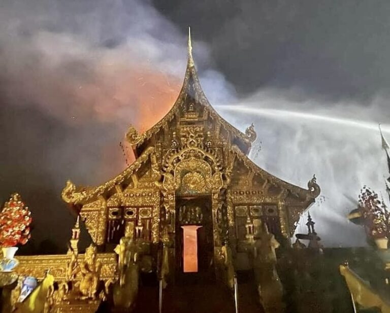 CHIANG RAI – CATASTROPHE : Incendie au temple Wat Saeng Kaew Phothiyan, l’un des joyaux du nord de la Thaïlande
