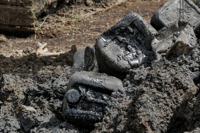 THAÏLANDE – POLLUTION : Dépôt illégal de déchets industriels dangereux à Si Thep