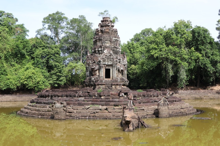 Temple Neak Poan