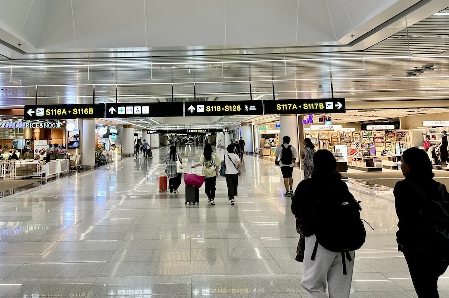 suvarnabhumi airport touristes