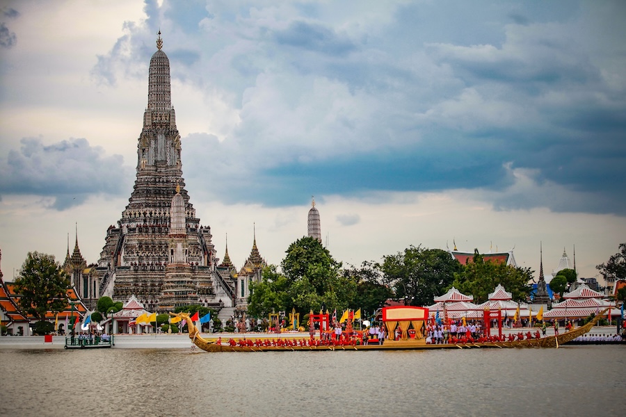 Wat Arun Barges royales