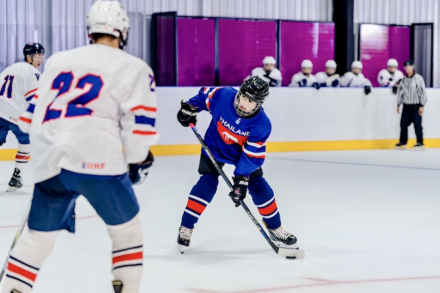 reine Thaïlande ambassadrice Hokey sur glace