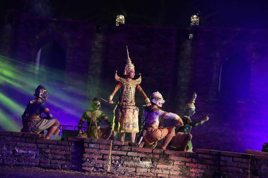 Spectacle lopburi