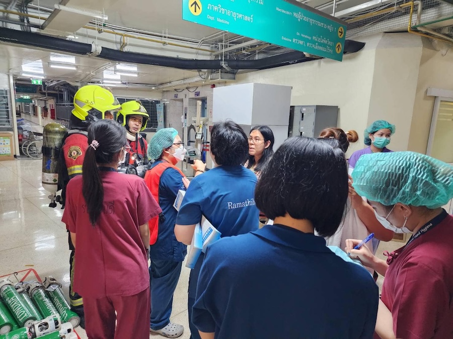 incendie hôpital à Bangkok